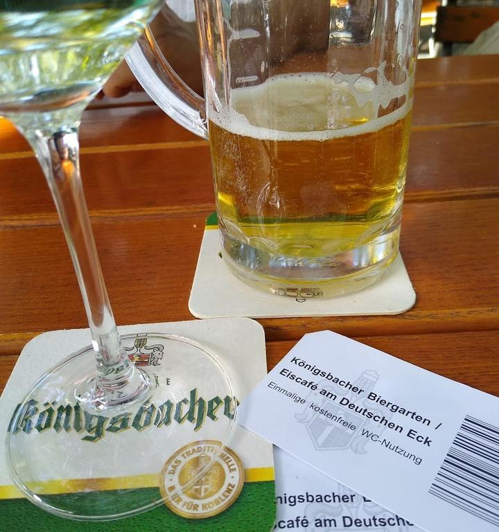 Konigsbacher Biergarten am Deutschen Eck